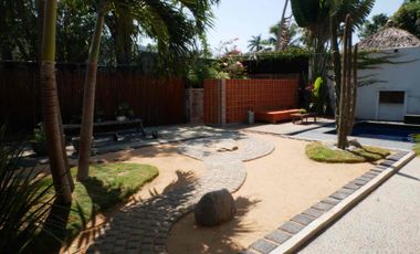 CASA EN VENTA | FRENTE AL CAMPO DE GOLF IXTAPA ZIHUATANEJO