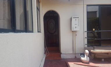 Hermosa casa en venta en la Urbanización Molinos del Viento sector Valle de los Chillos