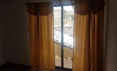 Hermosa casa en venta en la Urbanización Molinos del Viento sector Valle de los Chillos