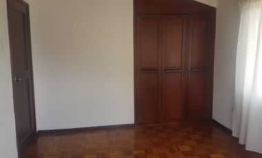 Hermosa casa en venta en la Urbanización Molinos del Viento sector Valle de los Chillos