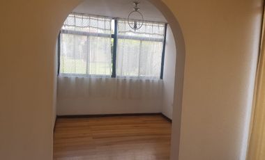 Hermosa casa en venta en la Urbanización Molinos del Viento sector Valle de los Chillos