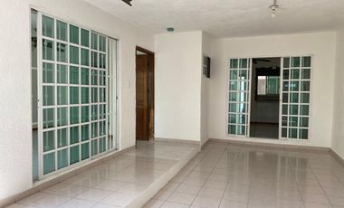 Casa de un nivel en Venta en Fraccionamiento Floresta