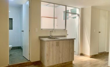 CASA EN VENTA EN LIMA CON VISTA AL PARQUE URUBAMBA