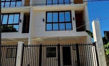 𝟑 𝐒𝐭𝐨𝐫𝐞𝐲 𝐓𝐨𝐰𝐧𝐡𝐨𝐮𝐬𝐞 𝐟𝐨𝐫 𝐬𝐚𝐥𝐞 𝐢𝐧 𝐆𝐫𝐞𝐞𝐧𝐥𝐚𝐧𝐝 𝐒𝐮𝐛𝐝𝐢𝐯𝐢𝐬𝐢𝐨𝐧 𝐒𝐚𝐧 𝐌𝐚𝐭𝐞𝐨 𝐑𝐢𝐳𝐚𝐥 𝐧𝐞𝐚𝐫  𝐐𝐮𝐞𝐳𝐨𝐧 𝐂𝐢𝐭𝐲 𝐚𝐧𝐝 𝐌𝐚𝐫𝐢𝐤𝐢𝐧𝐚 𝐂𝐢𝐭𝐲