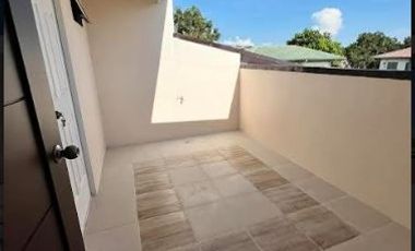 𝟑 𝐒𝐭𝐨𝐫𝐞𝐲 𝐓𝐨𝐰𝐧𝐡𝐨𝐮𝐬𝐞 𝐟𝐨𝐫 𝐬𝐚𝐥𝐞 𝐢𝐧 𝐆𝐫𝐞𝐞𝐧𝐥𝐚𝐧𝐝 𝐒𝐮𝐛𝐝𝐢𝐯𝐢𝐬𝐢𝐨𝐧 𝐒𝐚𝐧 𝐌𝐚𝐭𝐞𝐨 𝐑𝐢𝐳𝐚𝐥 𝐧𝐞𝐚𝐫  𝐐𝐮𝐞𝐳𝐨𝐧 𝐂𝐢𝐭𝐲 𝐚𝐧𝐝 𝐌𝐚𝐫𝐢𝐤𝐢𝐧𝐚 𝐂𝐢𝐭𝐲