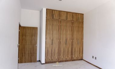 Casa en venta en Valle Imperial, Zapopan