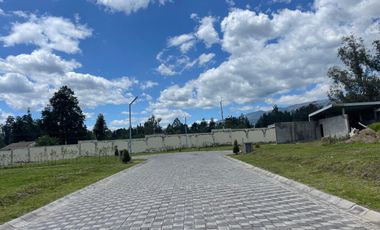 Terreno de venta de Puembo