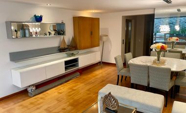 Venta de exclusivo e impecable  dpto. en Reynaldo de Vivanco de 215m2