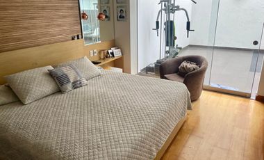 Venta de exclusivo e impecable  dpto. en Reynaldo de Vivanco de 215m2