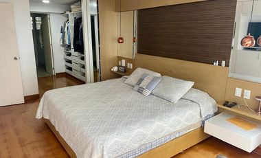 Venta de exclusivo e impecable  dpto. en Reynaldo de Vivanco de 215m2