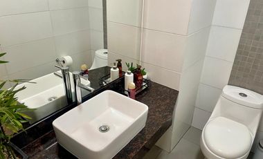 Venta de exclusivo e impecable  dpto. en Reynaldo de Vivanco de 215m2