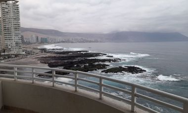 Venta departamento 3 Dormitorios. Edificio Punta Cavancha. Iquique