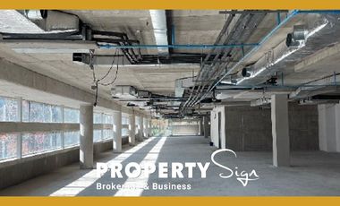 Arriendo Oficinas Av. Santa María Vitacura / Of-77-24
