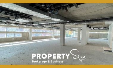 Arriendo Oficinas Av. Santa María Vitacura / Of-77-24