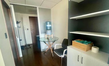 Vendemos oficina en Edificio Business Center