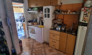 Linda Casa en Venta en Cerro Navia 3D/1B, Estacionamiento-ampliada