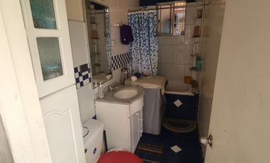 Linda Casa en Venta en Cerro Navia 3D/1B, Estacionamiento-ampliada