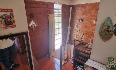 Linda Casa en Venta en Cerro Navia 3D/1B, Estacionamiento-ampliada