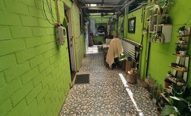Linda Casa en Venta en Cerro Navia 3D/1B, Estacionamiento-ampliada
