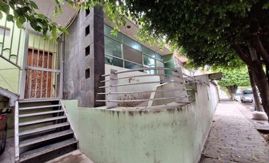VENTA CASA A UNAS CUADRAS DE LA MINERCA, VALLARTA SUR, GUADALAJARA