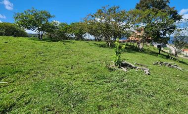 SE VENDE FINCA O LOTES  VEREDA SAN CRISTOBAL MONIQUIRA-BOYACA
