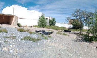 Terreno en venta, calle Alejandro Humboldt, Saltillo.