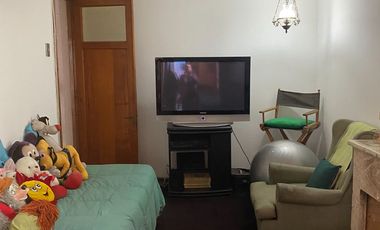 En venta casa estilo Colonial en la comuna de La Cisterna