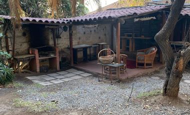 En venta casa estilo Colonial en la comuna de La Cisterna