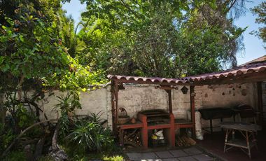 En venta casa estilo Colonial en la comuna de La Cisterna