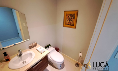 Departamento primera línea al mar en venta, sector playa murciélago, cerca a Mall del Pacifico, Manta Ecuador
