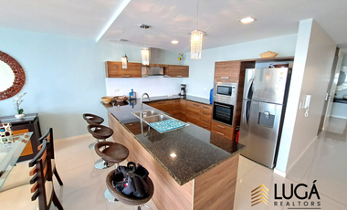 Departamento primera línea al mar en venta, sector playa murciélago, cerca a Mall del Pacifico, Manta Ecuador