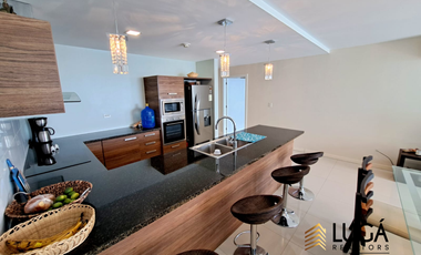 Departamento primera línea al mar en venta, sector playa murciélago, cerca a Mall del Pacifico, Manta Ecuador