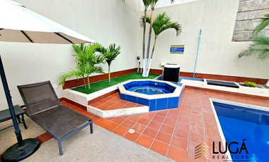 Departamento primera línea al mar en venta, sector playa murciélago, cerca a Mall del Pacifico, Manta Ecuador