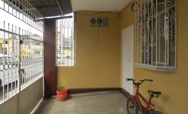 CASA DE 6 DEPARTAMENTOS EN PORTETE