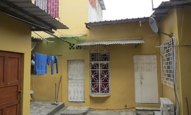 CASA DE 6 DEPARTAMENTOS EN PORTETE