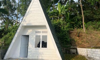Villa 350 Juta Kawasan Wisata Kemuning Karanganyar
