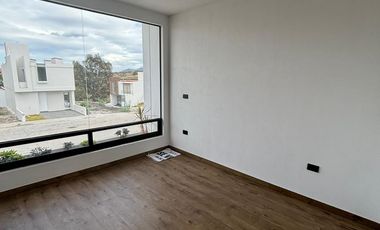 Venta de Casa Nueva en Cañadas del Bosque