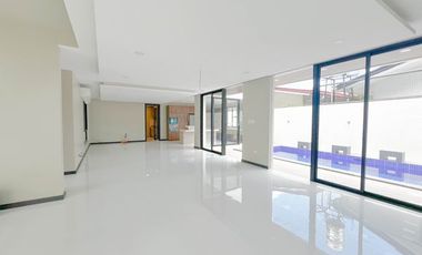 FOR SALE: Brand New 5BR House and Lot in BF Homes, Paranaque