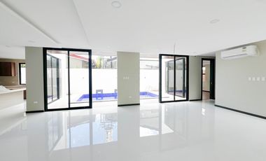 FOR SALE: Brand New 5BR House and Lot in BF Homes, Paranaque