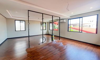 FOR SALE: Brand New 5BR House and Lot in BF Homes, Paranaque