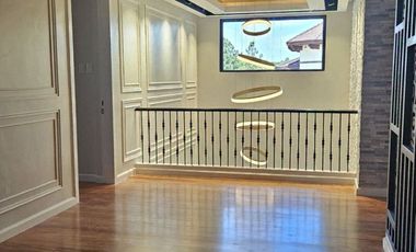 Portofino South 5 Bedrooms, Las Piñas