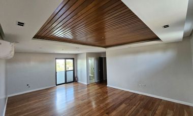 Portofino South 5 Bedrooms, Las Piñas