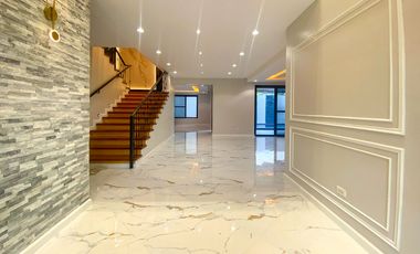 Porto Portofino South Las Pinas City Metro Manila House for Sale