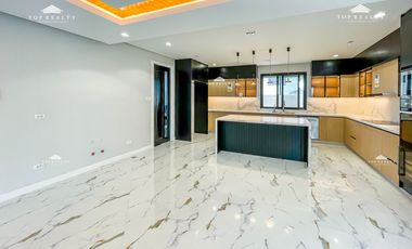Porto Portofino South Las Pinas City Metro Manila House for Sale