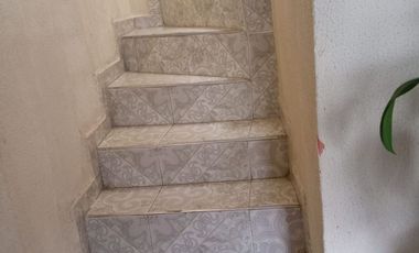 CASA RENTANDO EN VENTA MOSQUERA, C/MARCA, COL