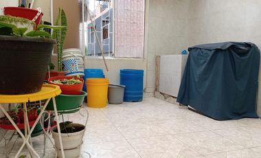 CASA RENTANDO EN VENTA MOSQUERA, C/MARCA, COL