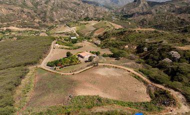 Se vende terreno en El Tambo, Catamayo a pocos minutos del aeropuerto