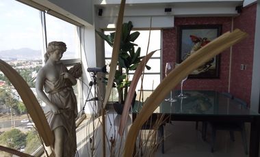 Hermoso Pent House en Bosques de Lomas Verdes