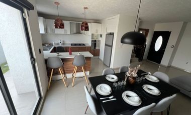 EXCELENTECASA 🏡 AL SUR DE PACHUCA 3 RECAMARAS 2 BAÑOS CON METRO DE SEPARACIÓN!