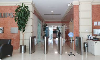 RENTA ESPACIOSAS OFICINAS EN INTERLOMAS EDIFICIO PHILLIPS